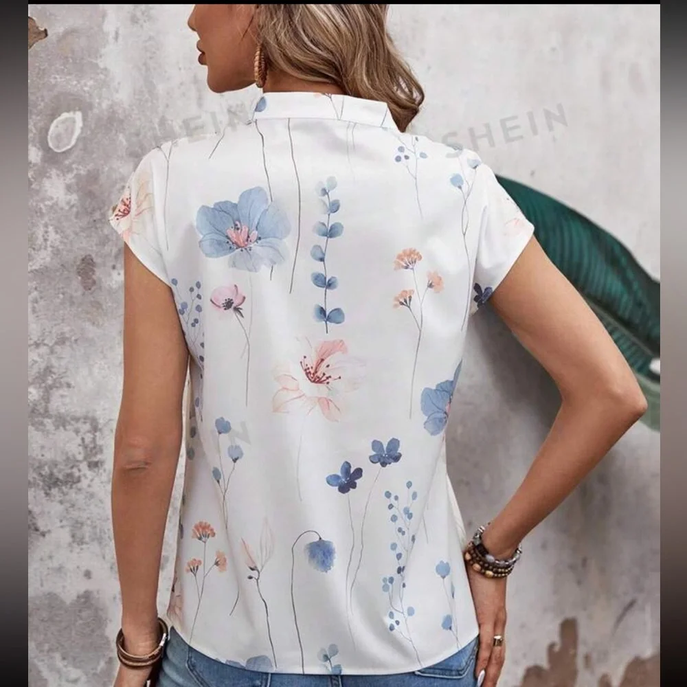 Blouse - Picture 2 of 3